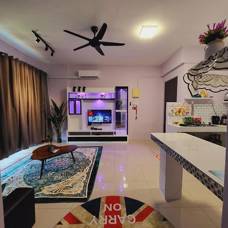 Denan Homestay Casa Kayangan อิโปห์ ภายนอก รูปภาพ